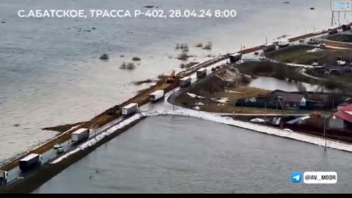 «Пробка в 12 км»: ситуация на дороге Тюмень — Омск усложняется