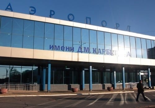 В Омском аэропорту пассажиров бизнес-класса будут катать на «Газели»