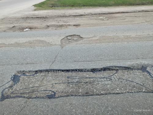 «Как в мишленовском ресторане»: омских дорожников снова поймали на экономии битума?