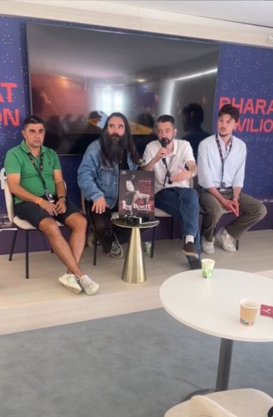 "Мы имеем право снимать кино". Фильм "Брат 3" наделал шума в Каннах