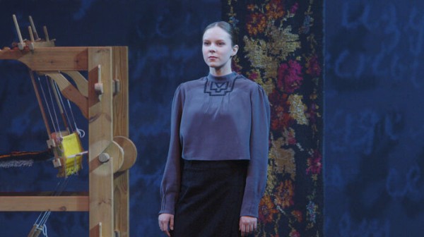 Нарядиться в шабур: дизайнер Варвара Зенина о современных смыслах традиционной одежды