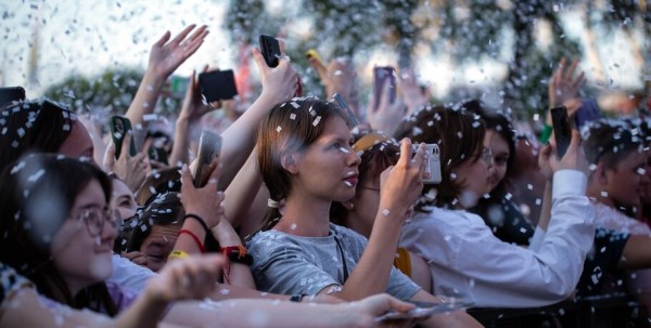 Лето в Омске обещает быть "звёздным" и красочным Лето в Омске обещает быть "звёздным" и красочным