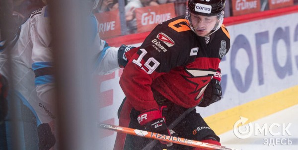 Хоккеист омского "Авангарда" назабивал на "Золотой шлем"