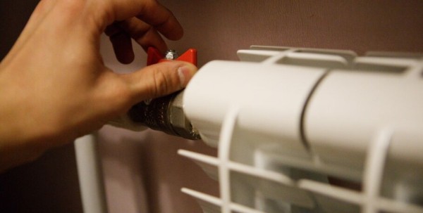 В Омске крайне поздно завершается отопительный сезон