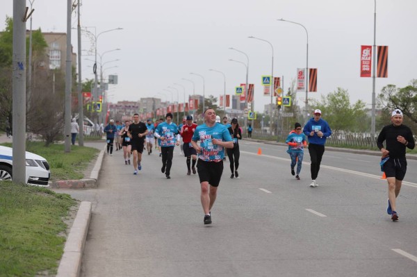 Омские легкоатлеты одержали три победы на дистанциях Весеннего полумарафона Омские легкоатлеты одержали три победы на дистанциях Весеннего полумарафона