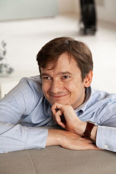 Номофобия, лудомания, трудоголизм и сладенькое. Разбираемся, что такое зависимость