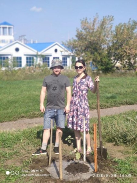 В Омске во время покоса травы погибли и молоденькие дубки