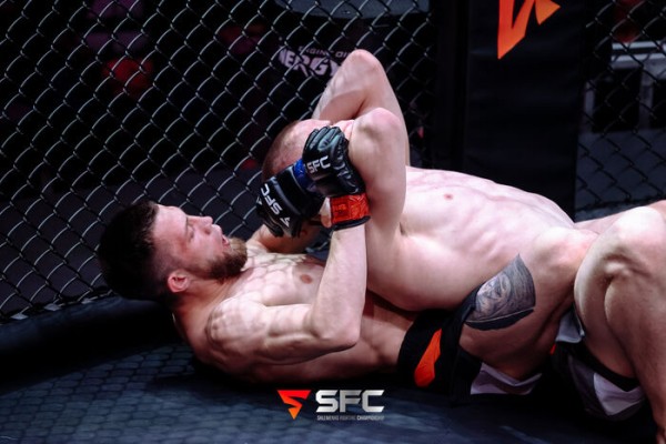 Шторм снёс американского бойца Миллендера. В Омске прошёл SFС-10