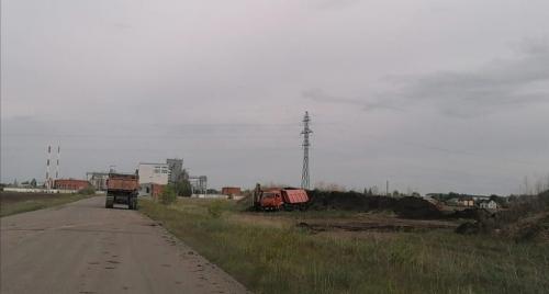 Открытие сезона? В Калачинске начали ещё интенсивней разворовывать «плохо» лежащий чернозем