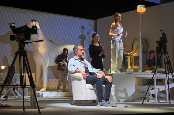 Омское "небо" осталось без "Золотой маски"