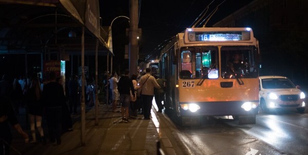 Когда троллейбусы вернутся на Ленинградский мост и исчезнут с моста 60-летия ВЛКСМ