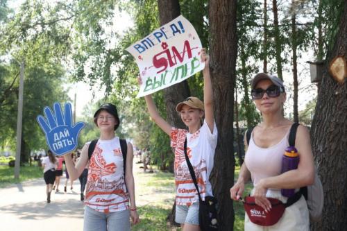 Омичка Тамара Волнина почти привычно выиграла «Цветочный забег»