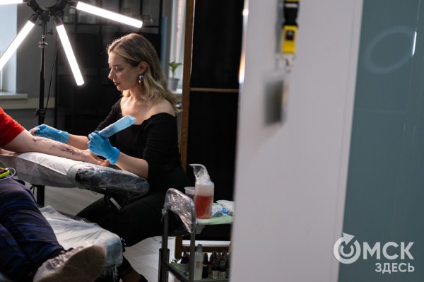 Можно ли набить читаемый QR-код на тело человека? Выясняем у тату-мастера