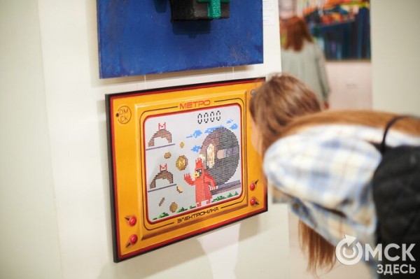 Время городских смыслов: зачем Егор Летов стал сфинксом, а Омская птица - ретроигрой