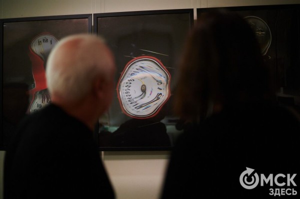 Время городских смыслов: зачем Егор Летов стал сфинксом, а Омская птица - ретроигрой