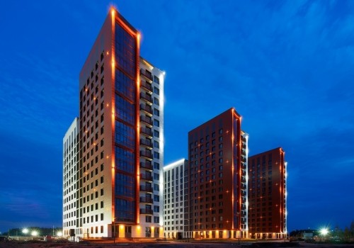 Возле омской Долины нищих построили высотки с экономичной подсветкой