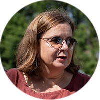 Рядом с омским музеем "зацвела" мозаичная сирень Рядом с омским музеем "зацвела" мозаичная сирень