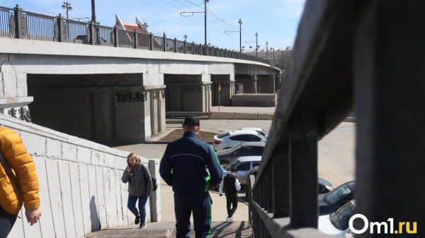 Комсомольский мост планируют полностью перекрыть на целый год Комсомольский мост планируют полностью перекрыть на целый год