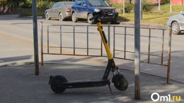 Омский подросток получил травмы, опрокинувшись на электросамокате