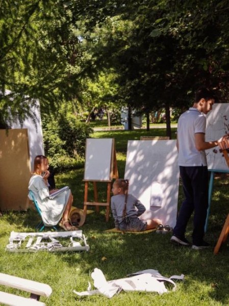 Театр, пленэр, концерт и мода: «Любинский. АРТ» в Омске собрал 40 тыс. человек Театр, пленэр, концерт и мода: «Любинский. АРТ» в Омске собрал 40 тыс. человек