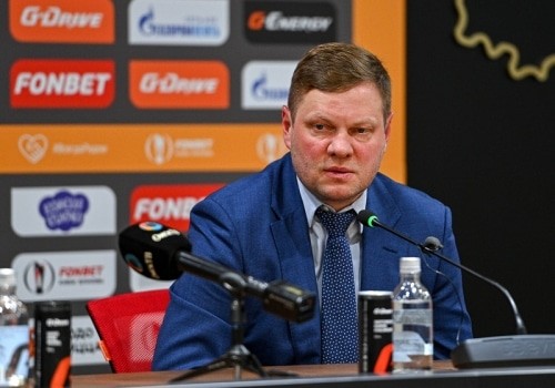 Генменеджер «Авангарда» Курьянов призывает увеличить максимальные зарплаты игрокам КХЛ