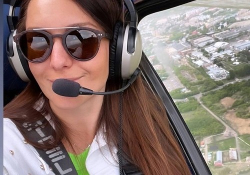 Погибшая в крушении самолета в Приморье омичка создавала свою сеть магазинов Погибшая в крушении самолета в Приморье омичка создавала свою сеть магазинов