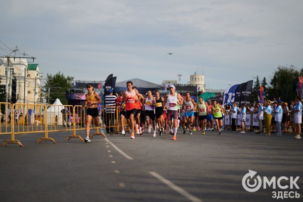 Победителями SIM-2024 стали бегуны из Кении и России