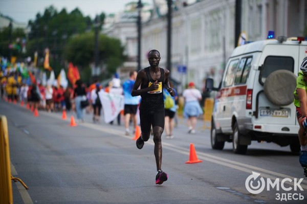 Победителями SIM-2024 стали бегуны из Кении и России