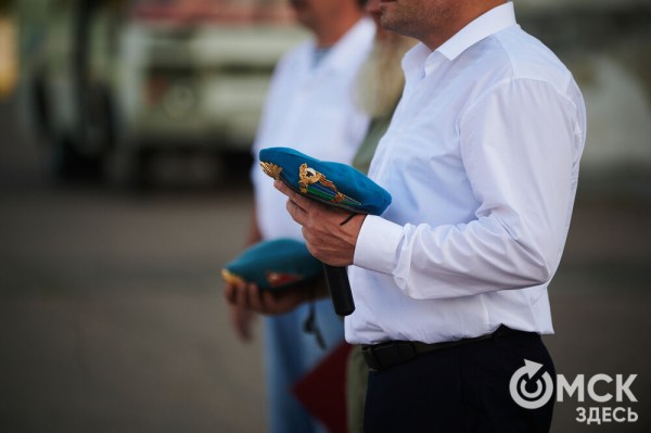 Большой фоторепортаж: как в Омске отметили День ВДВ