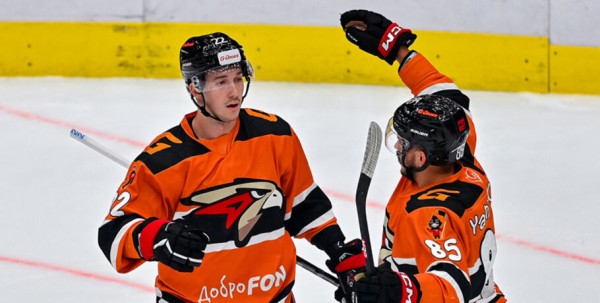 "Авангард" неудачно стартовал на Кубке Блинова "Авангард" неудачно стартовал на Кубке Блинова