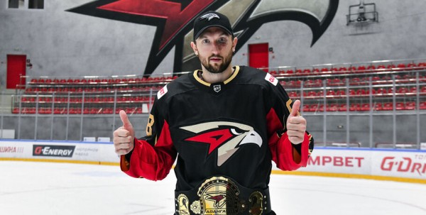 Ягр называл меня Орличек, а Сумманен говорил: "У Орла горячее сердце". Интервью с хоккеистом Евгением Орловым