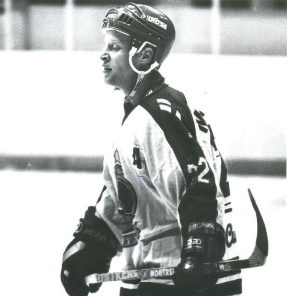 Ностальгия на бегу. Разговор о хоккейной жизни конца девяностых