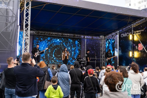 В Омске открыли галерею масштабных граффити под открытым небом