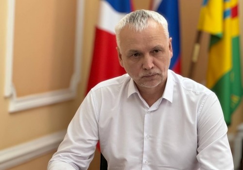 Ушел в отставку глава Русско-Полянского района