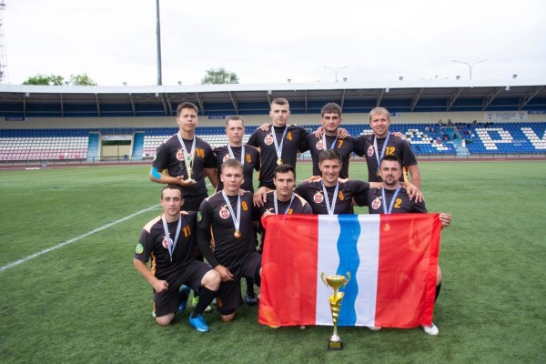 Александр Чебан: "Лапта - это не шахматы, здесь думать быстро надо" Александр Чебан: "Лапта - это не шахматы, здесь думать быстро надо"