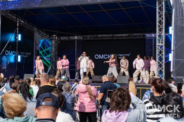 В Омске открыли галерею масштабных граффити под открытым небом