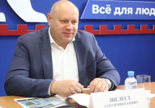 Шелест пригрозил убрать видеоэкран с фасада дома на улице 10 лет Октября