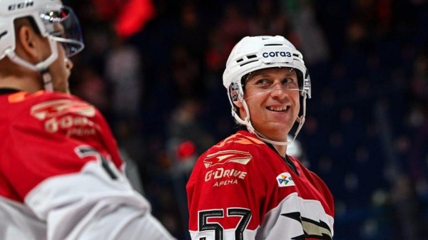 «Авангард» уступил «Локомотиву» и продлил серию без побед до 6 игр