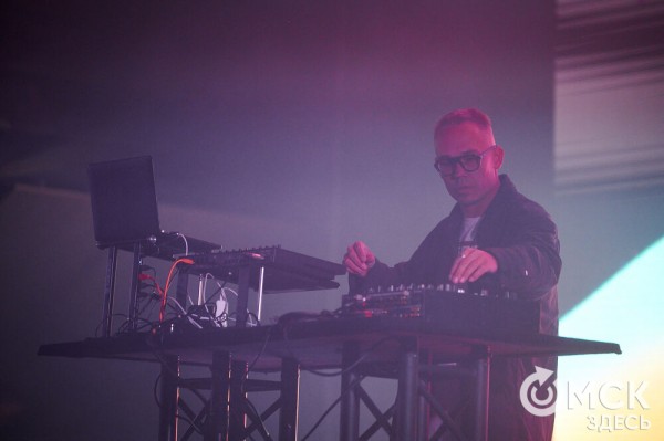 Закрытие OM FEST'а: От вдохновляющих лекций для айтишников до вечеринки с DJ-сетами Закрытие OM FEST'а: От вдохновляющих лекций для айтишников до вечеринки с DJ-сетами