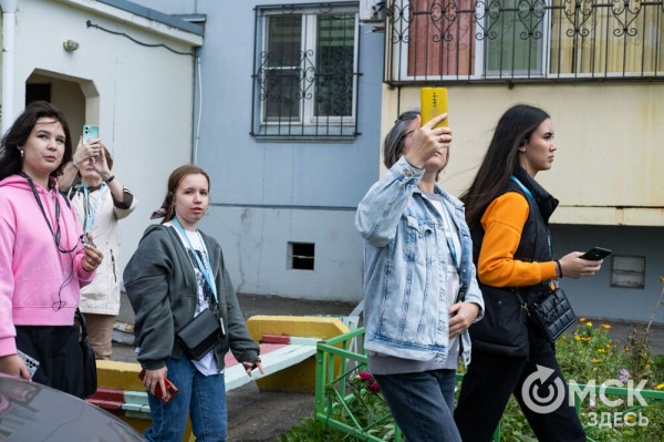 В Омске открыли галерею масштабных граффити под открытым небом