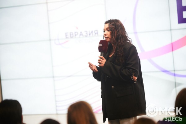 Через космодром и Байкал - в Омск и столицу. Победители "Большой перемены" путешествуют по стране