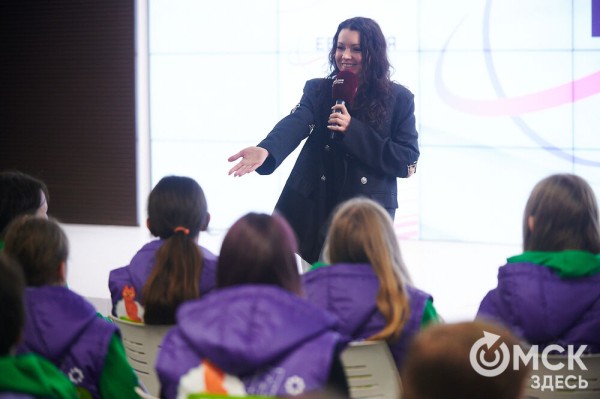 Через космодром и Байкал - в Омск и столицу. Победители "Большой перемены" путешествуют по стране