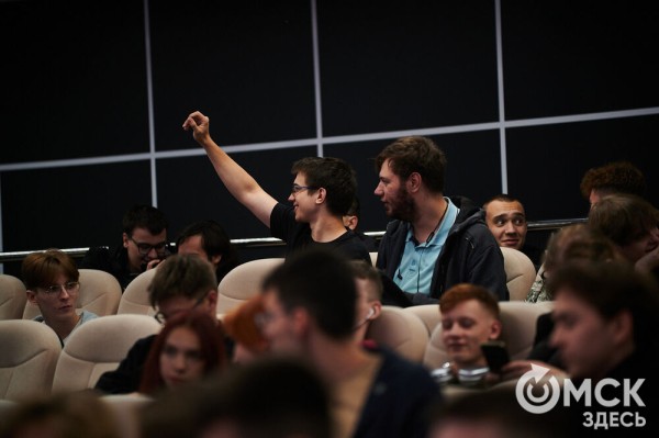 Десятки часов в неделю и море креатива: финалисты IT-Лаборатории покорили жюри на DemoFest
