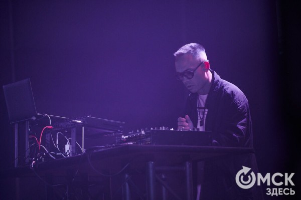 Закрытие OM FEST'а: От вдохновляющих лекций для айтишников до вечеринки с DJ-сетами Закрытие OM FEST'а: От вдохновляющих лекций для айтишников до вечеринки с DJ-сетами