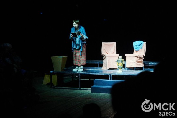 Одного маленького "хм" достаточно. О современном театре и любви к эпатажу в интервью с режиссёром московского театра