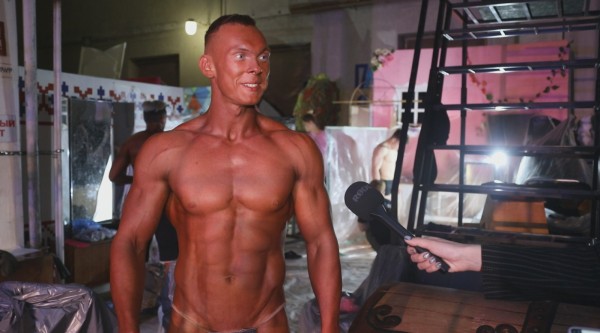 Строят железную дорогу, учатся на айтишников: чем бодибилдеры занимаются вне сцены