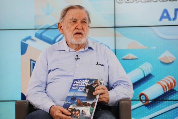 "Я пошёл посмотреть рыбок в море, и вся моя жизнь стала морем". Бразильский путешественник Алейшо Белов посетил Омск "Я пошёл посмотреть рыбок в море, и вся моя жизнь стала морем". Бразильский путешественник Алейшо Белов посетил Омск