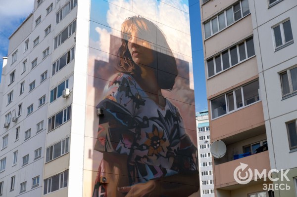 В Омске открыли галерею масштабных граффити под открытым небом