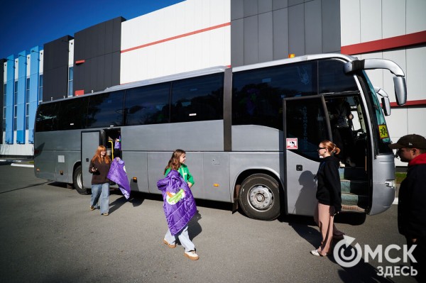 Через космодром и Байкал - в Омск и столицу. Победители "Большой перемены" путешествуют по стране