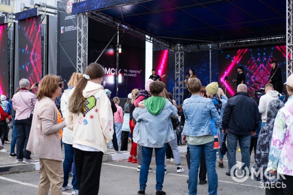 В Омске открыли галерею масштабных граффити под открытым небом